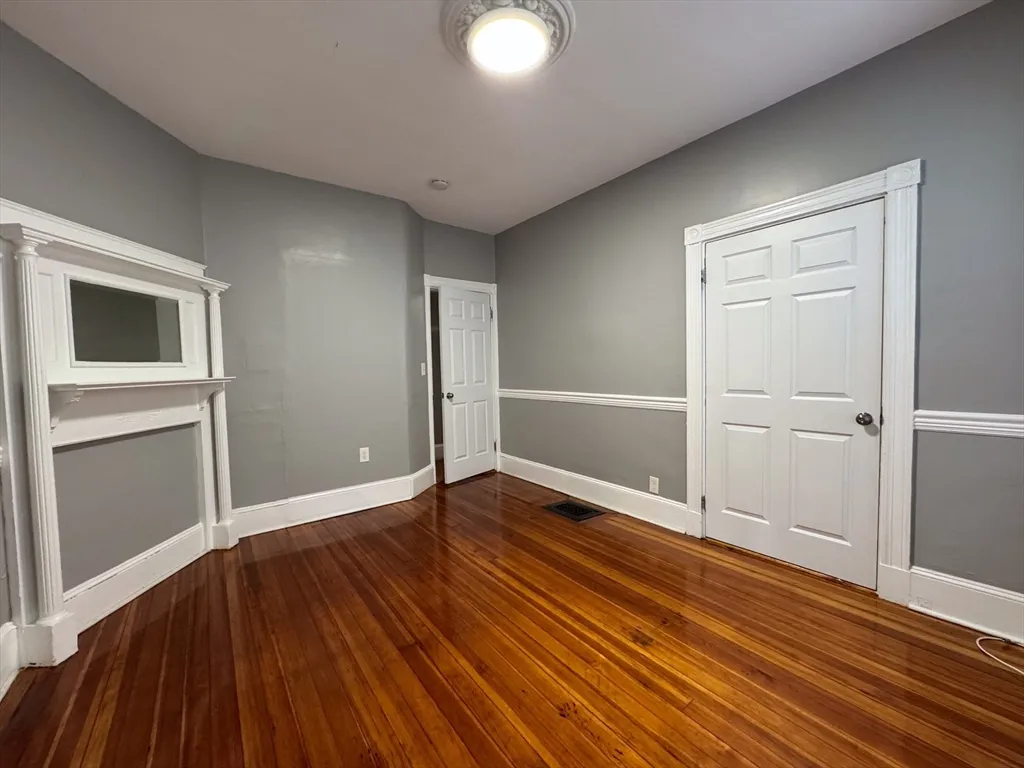 4 bed, 1 bath apartment for rent at 12 Dalrymple St Unit 2, Jamaica Plain — photo 14 of 21