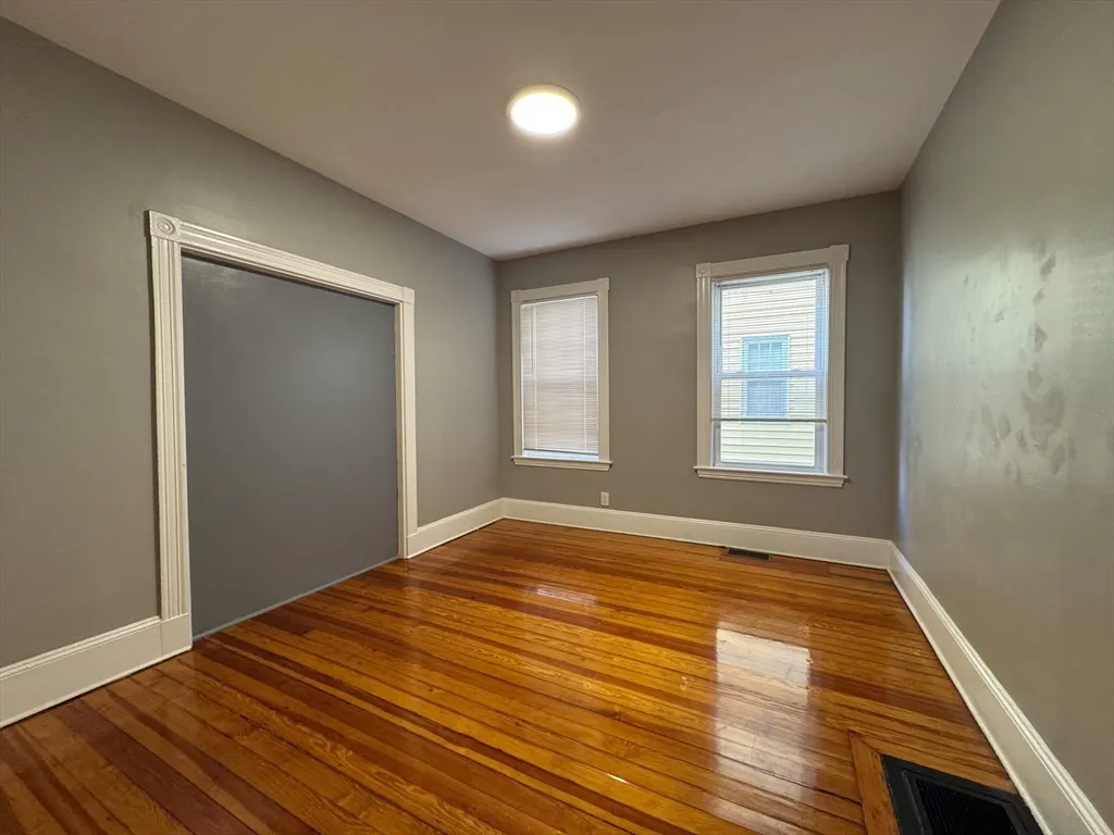 4 bed, 1 bath apartment for rent at 12 Dalrymple St Unit 2, Jamaica Plain — photo 9 of 21