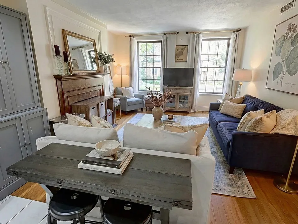 3 bed, 1.5 bath apartment for rent at 12 Dean Rd Unit 1, Brookline — photo 5 of 13