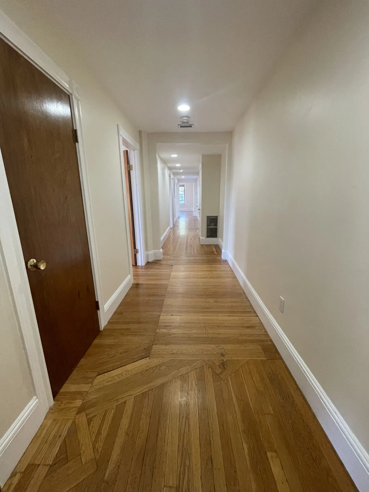 3 bed, 1.5 bath apartment for rent at 12 Dean Rd Unit 2, Brookline — photo 11 of 11