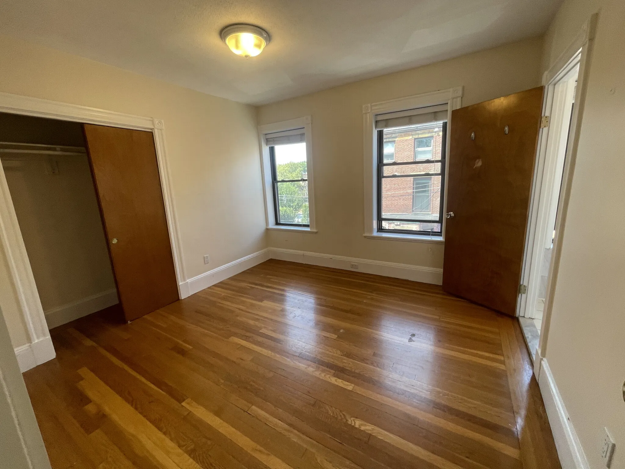 3 bed, 1.5 bath apartment for rent at 12 Dean Rd Unit 2, Brookline — photo 6 of 11