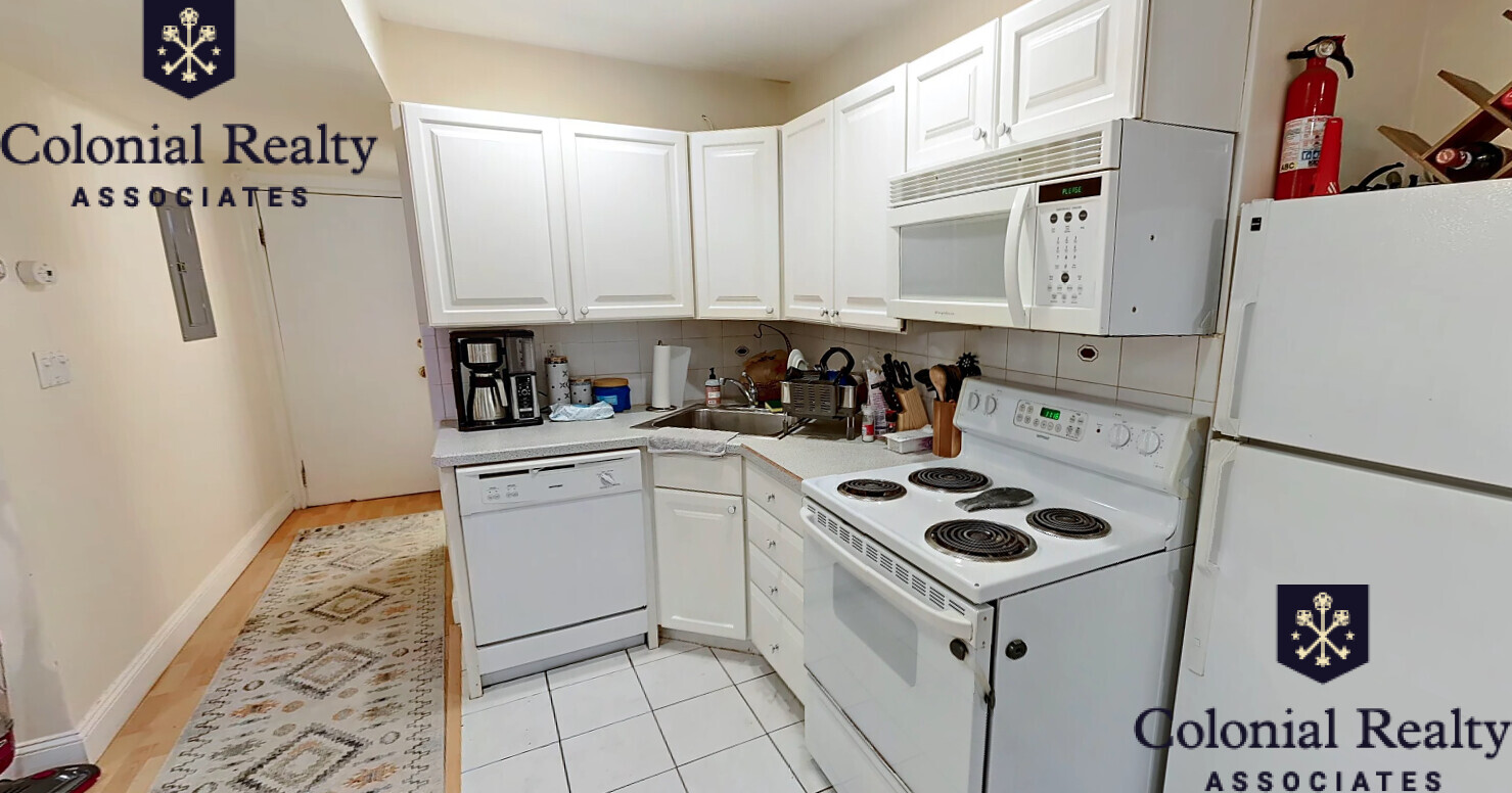 2 bed, 2 bath apartment for rent at 12 Dean Rd Unit 59, Brookline — photo 4 of 11