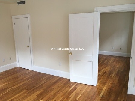 2 bed, 2 bath apartment for rent at 12 Dean Rd Unit G, Brookline — photo 4 of 4