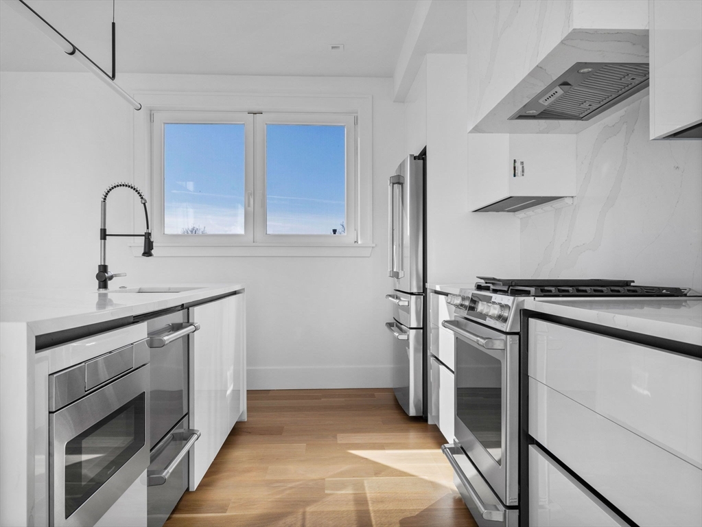 2 bed, 2 bath apartment for rent at 12 Deer St Unit 2, Dorchester — photo 4 of 26
