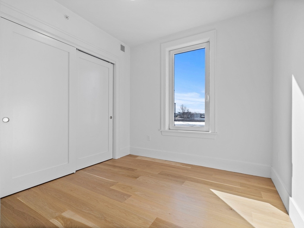 2 bed, 2 bath apartment for rent at 12 Deer St Unit 2, Dorchester — photo 16 of 26