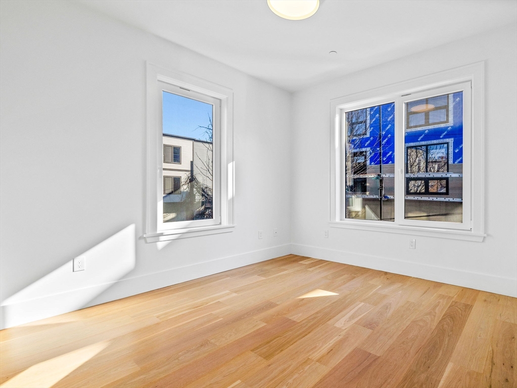 2 bed, 2 bath apartment for rent at 12 Deer St Unit 3, Dorchester — photo 13 of 30