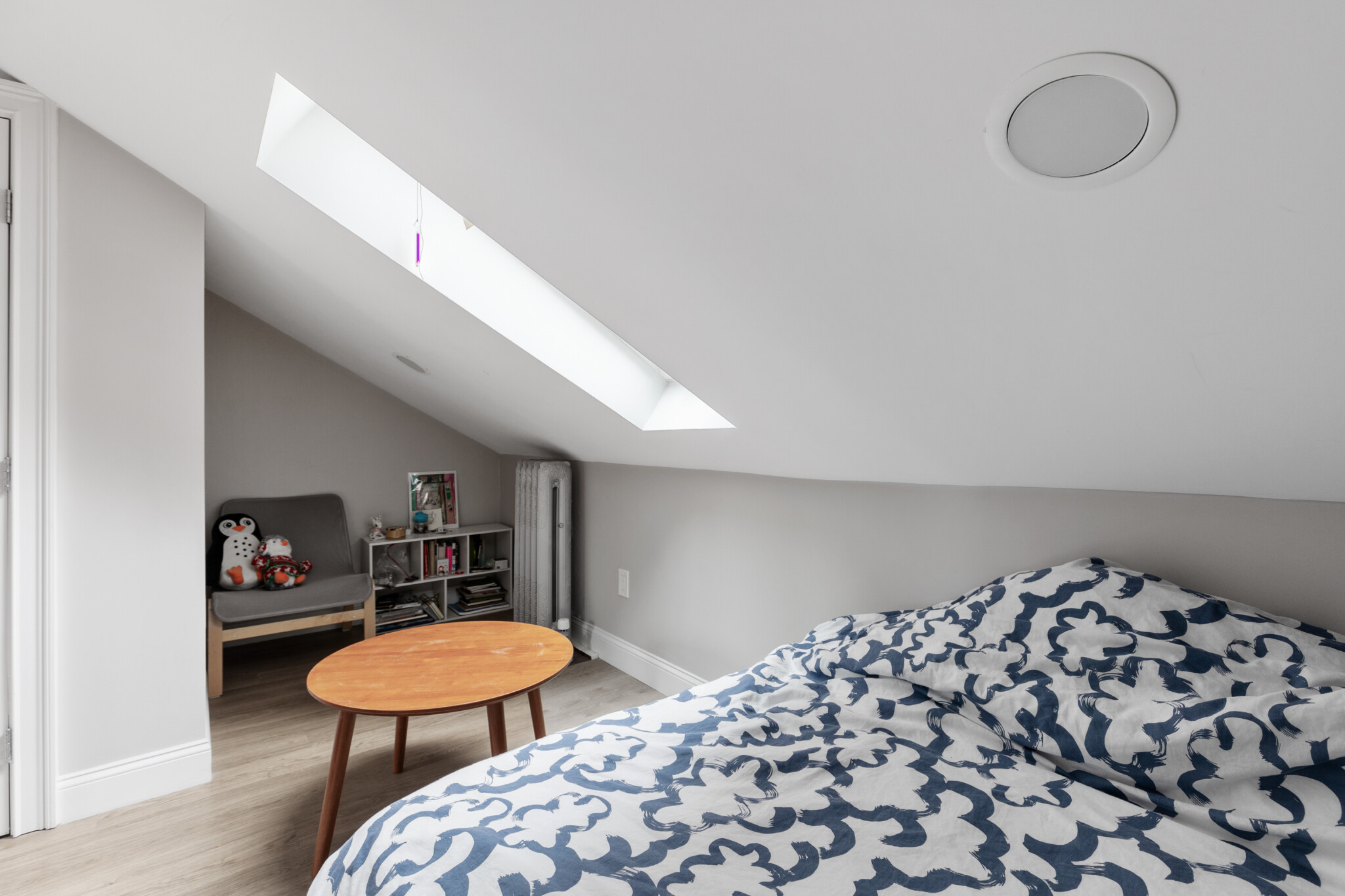 Studio bed, 1 bath apartment for rent at 12 Derne St Unit 411, Beacon Hill — photo 6 of 13