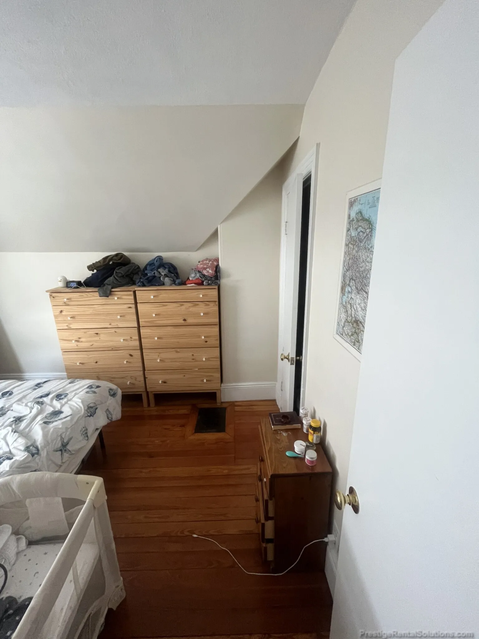 3 bed, 1 bath apartment for rent at 12 Donnybrook Rd Unit 2, Brighton — photo 8 of 22