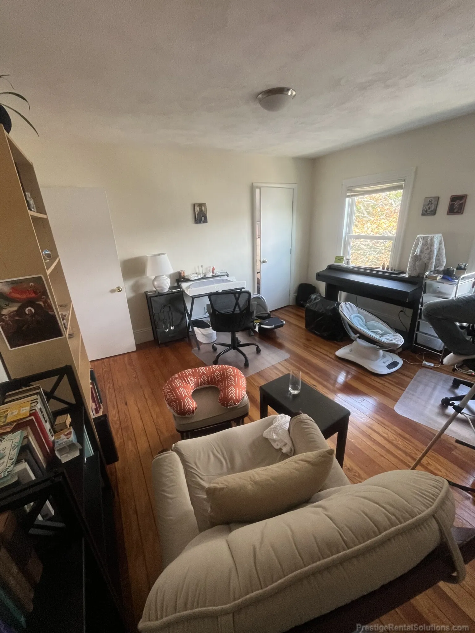 3 bed, 1 bath apartment for rent at 12 Donnybrook Rd Unit 2, Brighton — photo 10 of 22