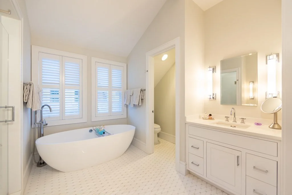 4 bed, 4+ bath apartment for rent at 12 East Lincoln Ave, Brant Point — photo 10 of 27