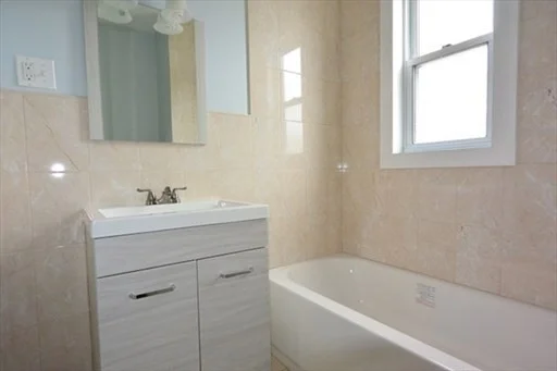 3 bed, 2 bath apartment for rent at 12 Eaton St, Revere — photo 12 of 16
