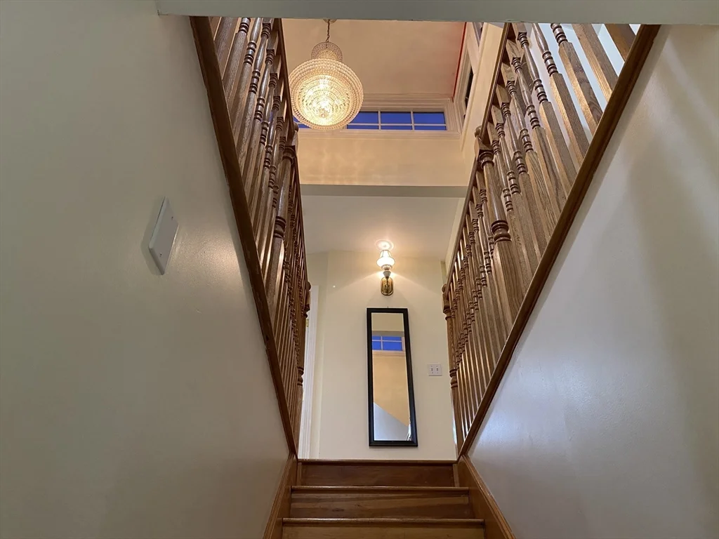 4 bed, 2 bath apartment for rent at 12 Eliot Crescent Unit 2, Brookline — photo 11 of 18