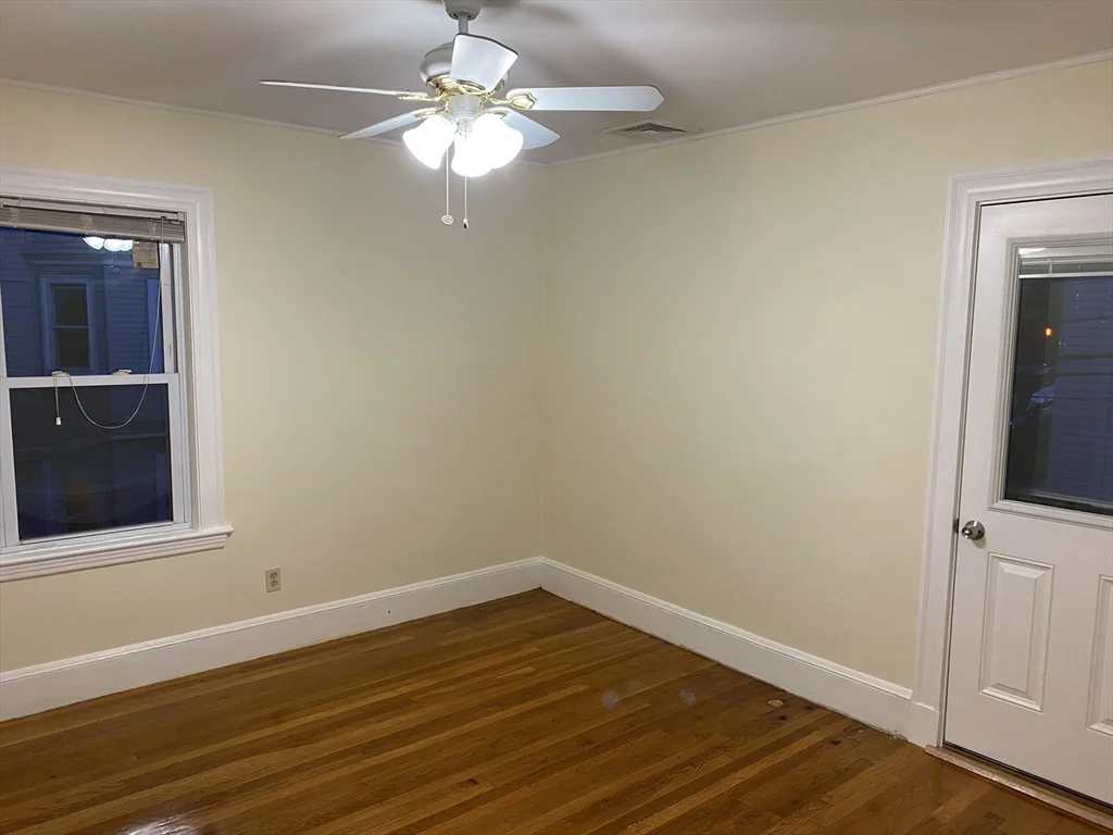 4 bed, 2 bath apartment for rent at 12 Eliot Crescent Unit 2, Brookline — photo 8 of 18