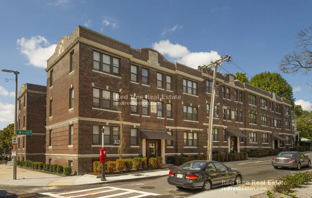 2 bed, 1 bath apartment for rent at 12 Elko St Unit 02, Brighton — photo 1 of 18