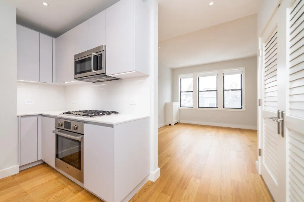 1.5 bed, 1 bath apartment for rent at 12 Elko St Unit 11, Brighton — photo 1 of 16