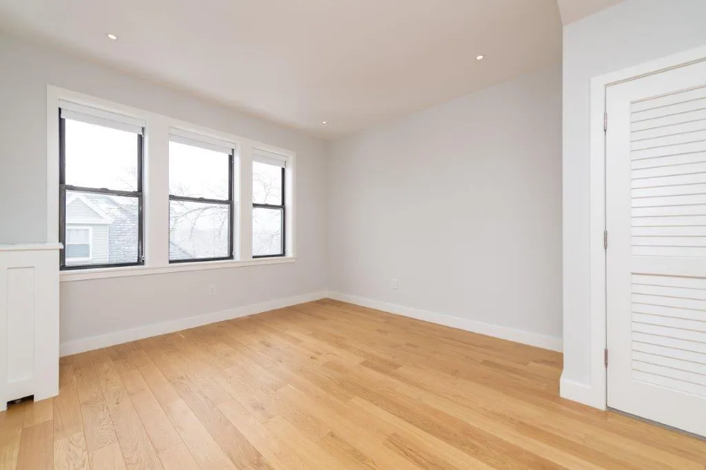 1.5 bed, 1 bath apartment for rent at 12 Elko St Unit 11, Brighton — photo 5 of 16