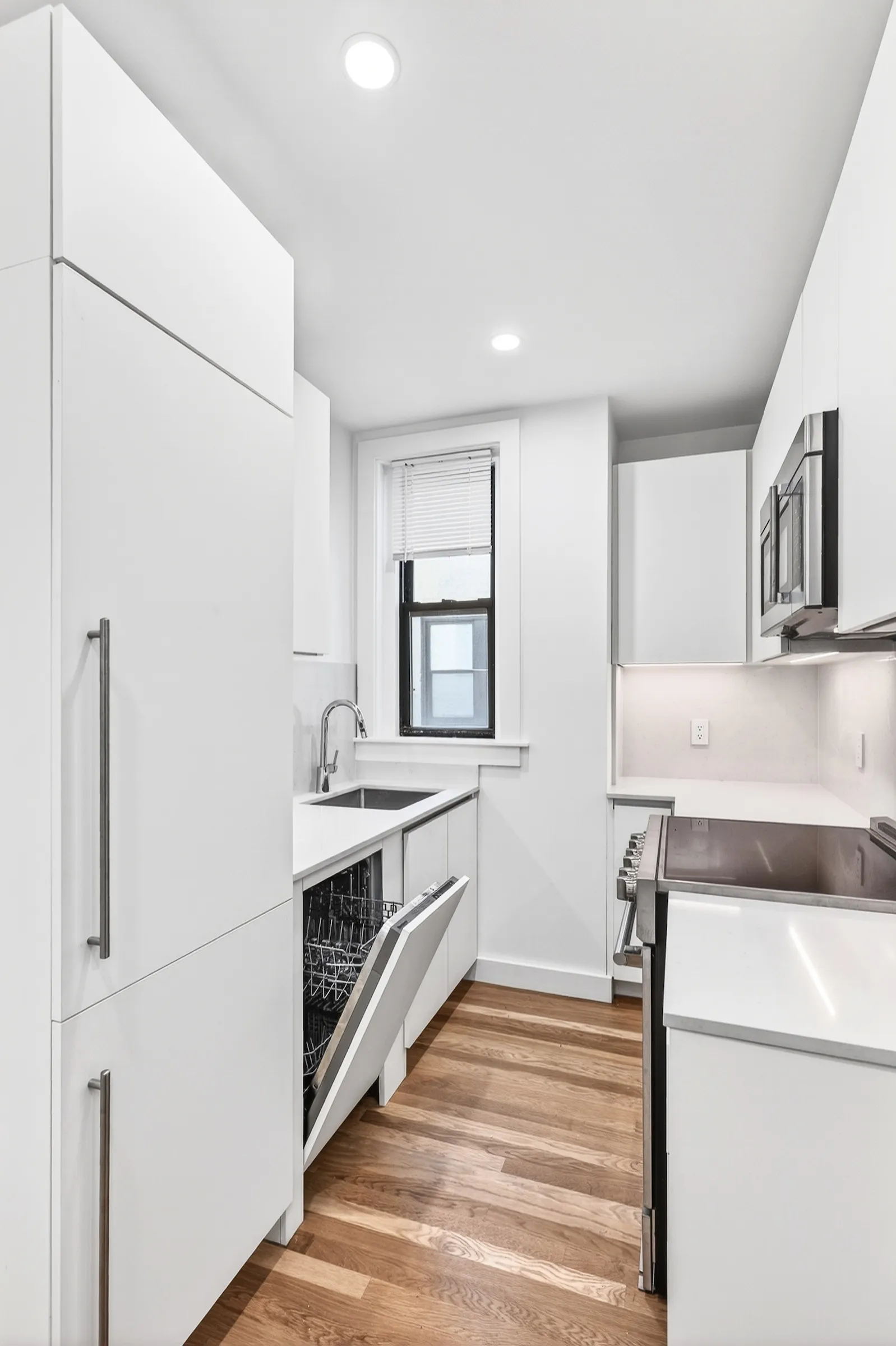 1.5 bed, 1 bath apartment for rent at 12 Elko St Unit 3, Brighton — photo 2 of 11