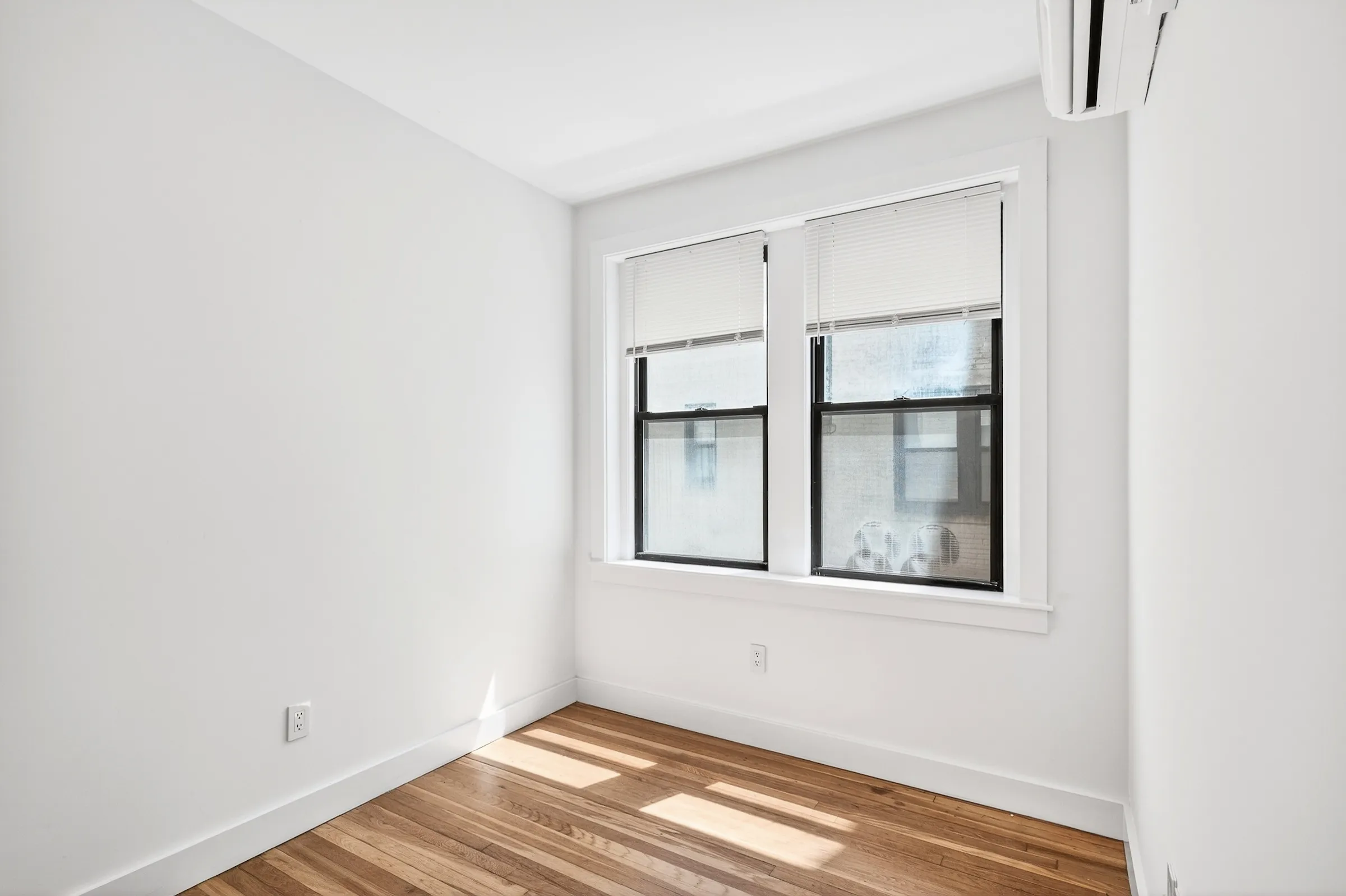 1.5 bed, 1 bath apartment for rent at 12 Elko St Unit 3, Brighton — photo 5 of 11
