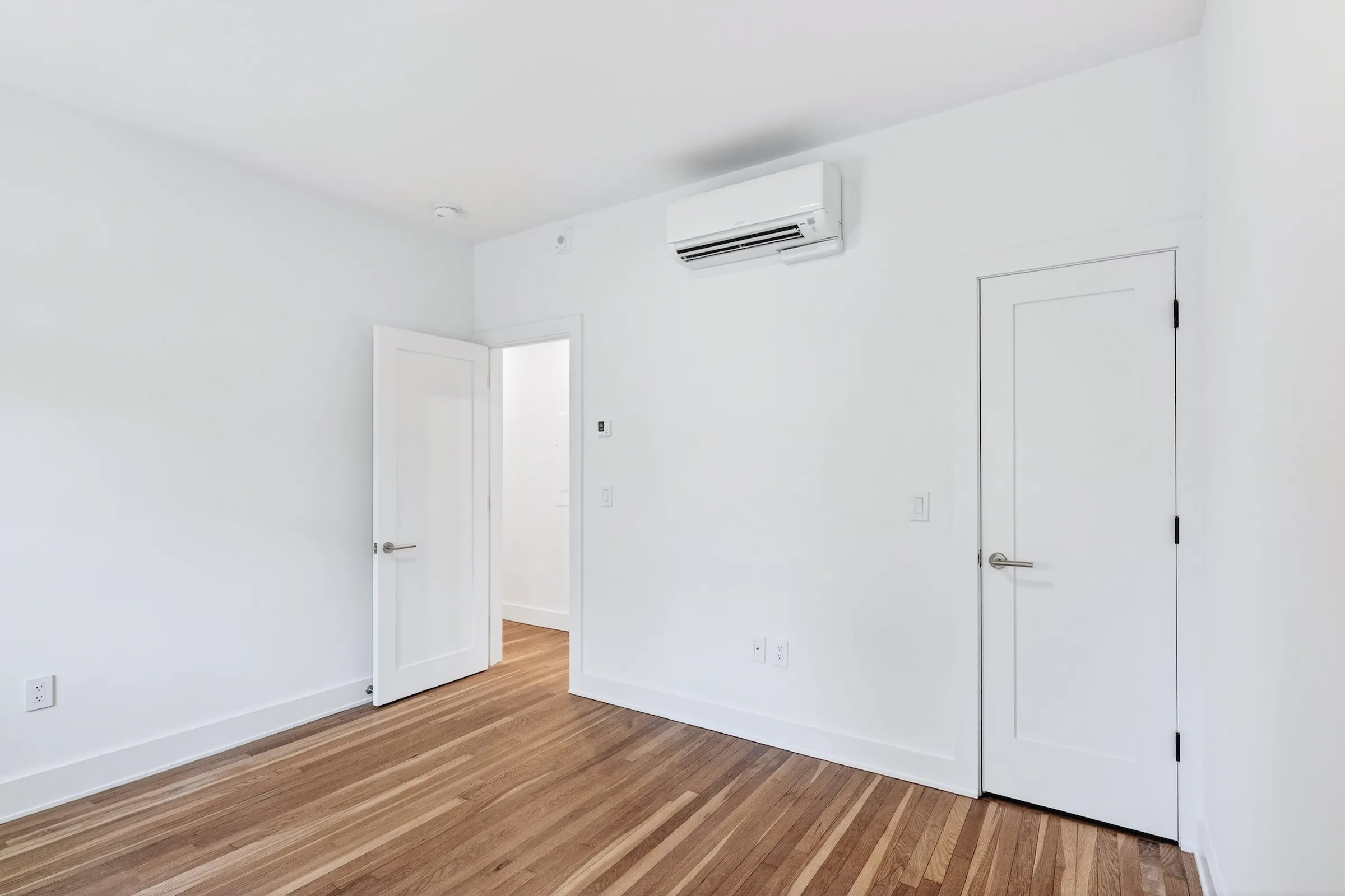 1.5 bed, 1 bath apartment for rent at 12 Elko St Unit 3, Brighton — photo 8 of 11