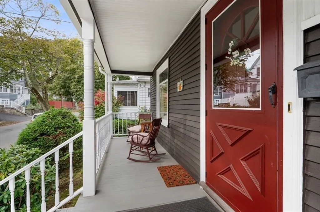 3 bed, 1 bath apartment for rent at 12 Endicott St, Saugus — photo 24 of 25