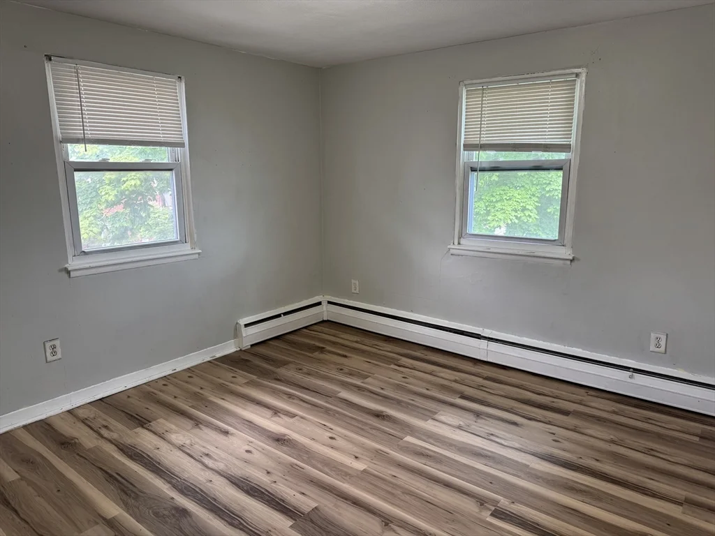 2 bed, 1 bath apartment for rent at 12 Essex St Unit 5, North Quincy — photo 4 of 10