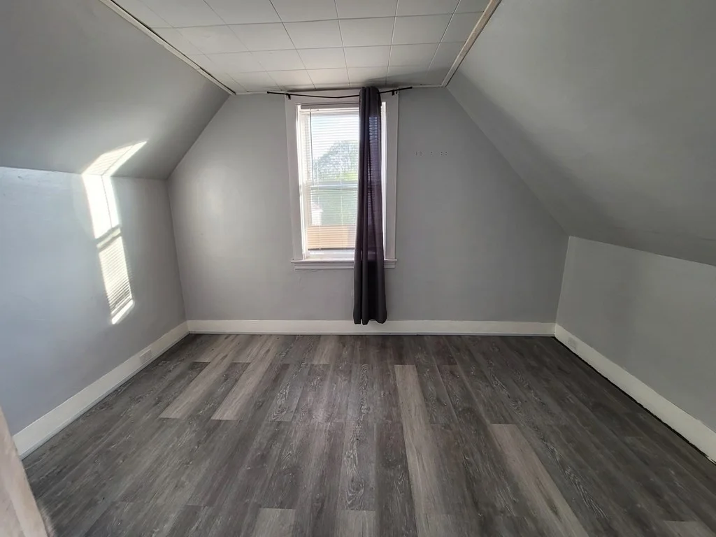 1 bed, 1 bath apartment for rent at 12 Farnum St Unit 3, Quincy Center — photo 2 of 6