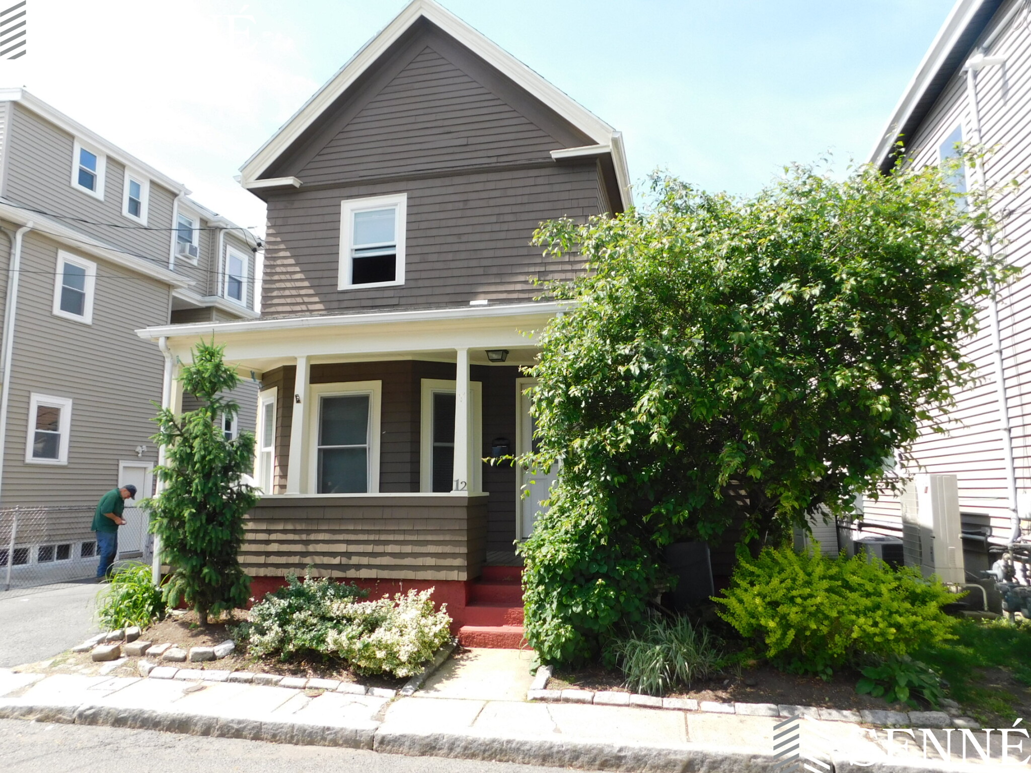 3 bed, 2.5 bath apartment for rent at 12 Fisk Ave Unit 0, Magoun Square — photo 1 of 10