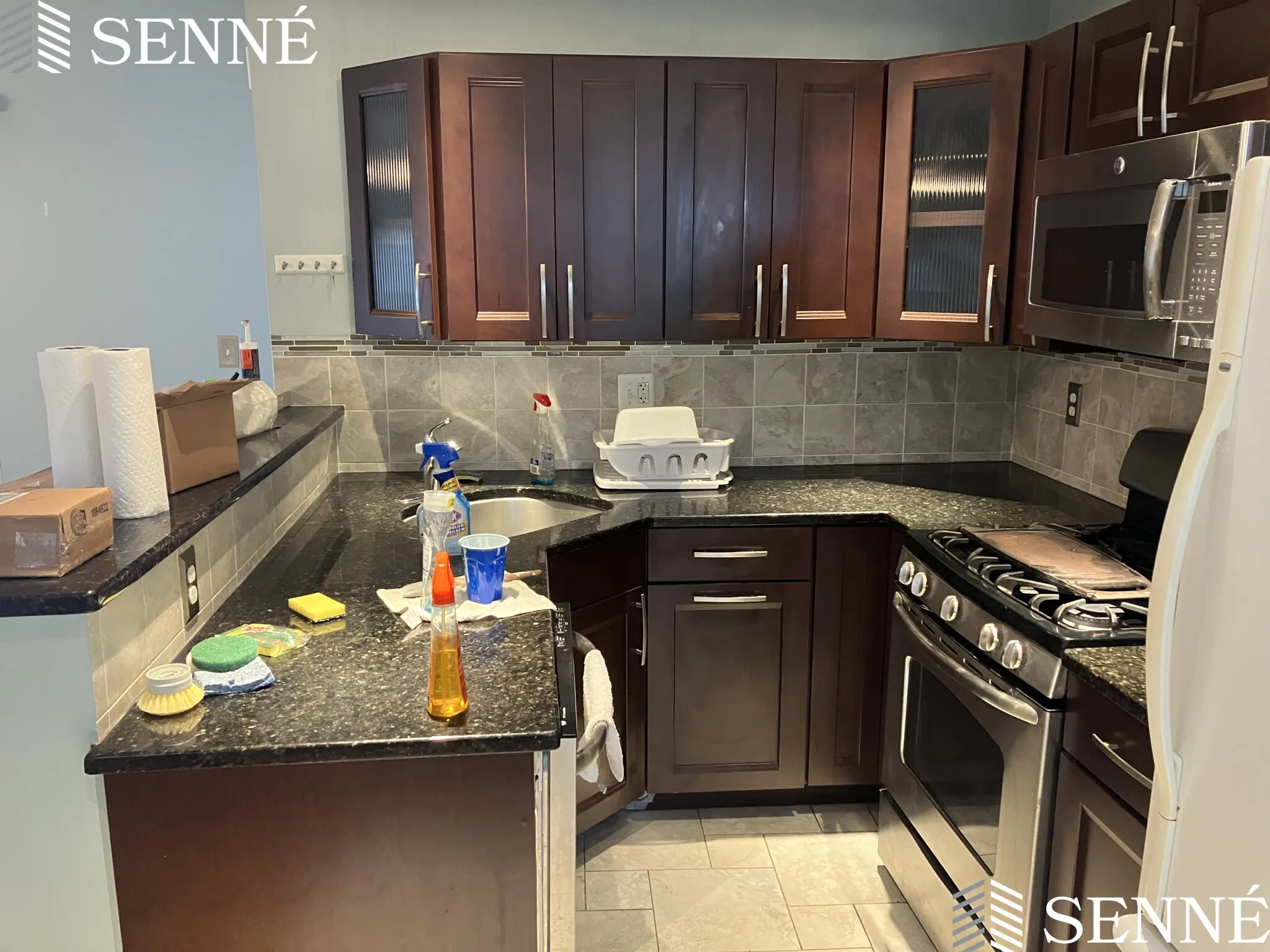 3 bed, 2.5 bath apartment for rent at 12 Fisk Ave Unit 12, Magoun Square — photo 1 of 19