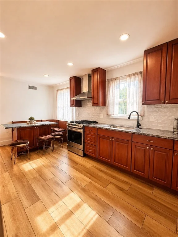 3 bed, 1 bath apartment for rent at 12 Fitz Ter Unit 1, Chelsea — photo 1 of 14