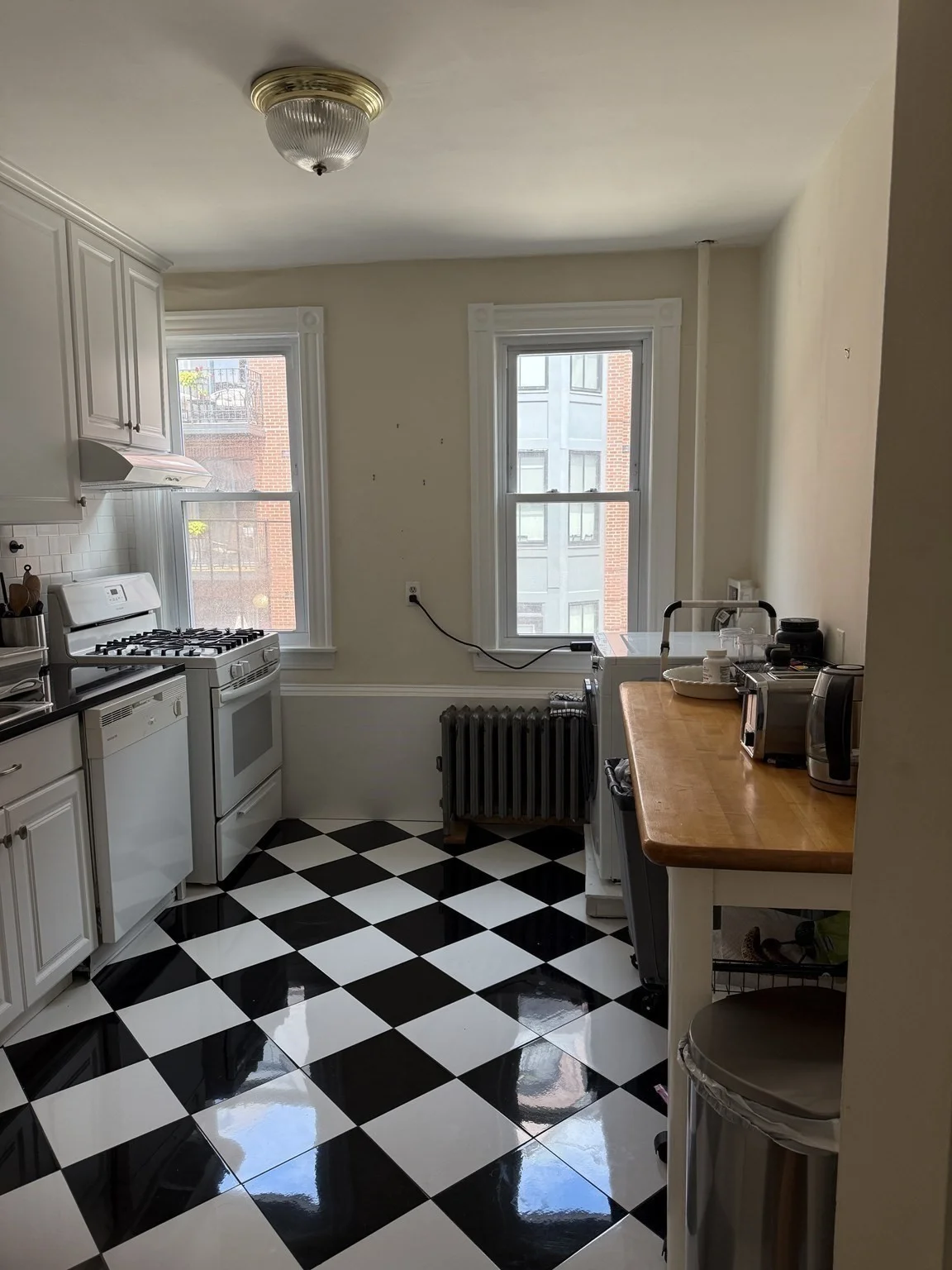 1 bed, 1 bath apartment for rent at 12 Follen St Unit 2, Back Bay — photo 4 of 7