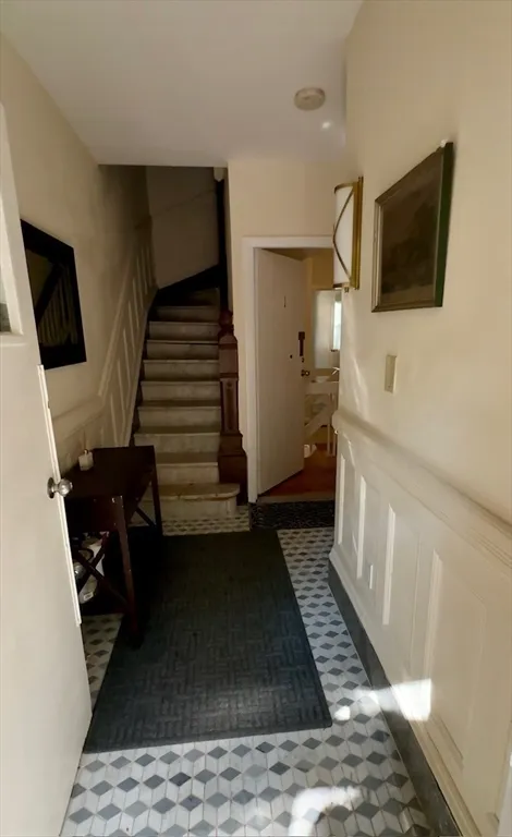 3 bed, 1 bath apartment for rent at 12 Follen St Unit One, Back Bay — photo 4 of 13