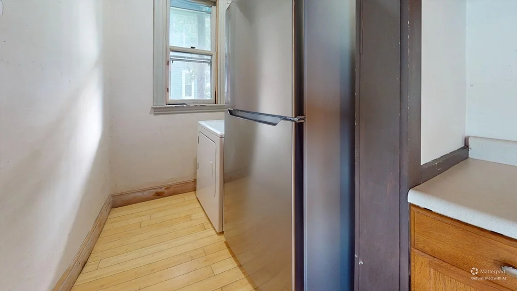 3 bed, 1 bath apartment for rent at 12 Forest Hills St Unit 3, Jamaica Plain — photo 3 of 9