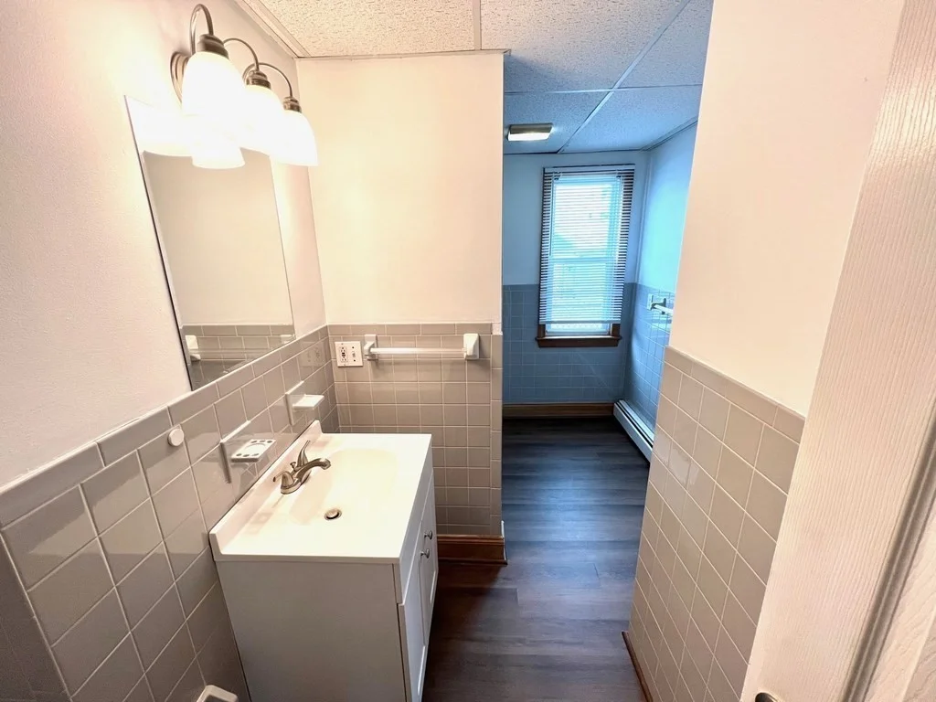 3 bed, 1 bath apartment for rent at 12 Forrest St Unit 1, Winthrop — photo 12 of 13