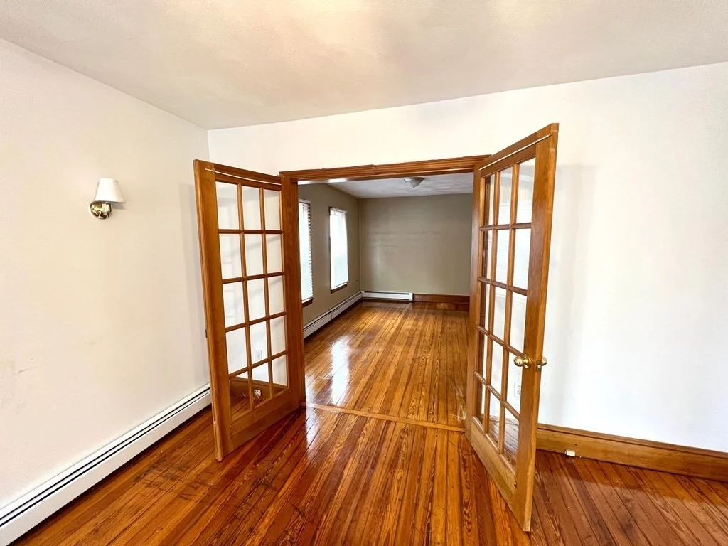 3 bed, 1 bath apartment for rent at 12 Forrest St Unit 1, Winthrop — photo 7 of 13