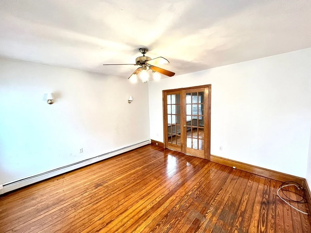 3 bed, 1 bath apartment for rent at 12 Forrest St Unit 1, Winthrop — photo 6 of 13