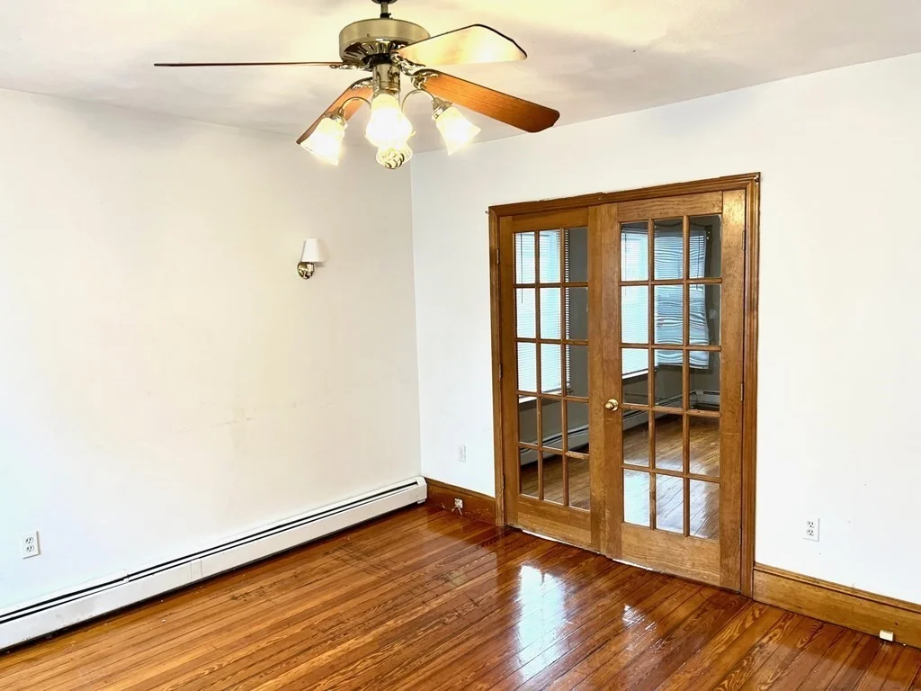 3 bed, 1 bath apartment for rent at 12 Forrest St Unit 1, Winthrop — photo 5 of 13