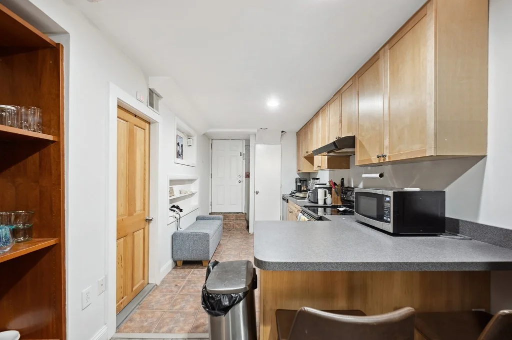 2 bed, 1 bath apartment for rent at 12 Foster St Unit 1A, North End — photo 11 of 16