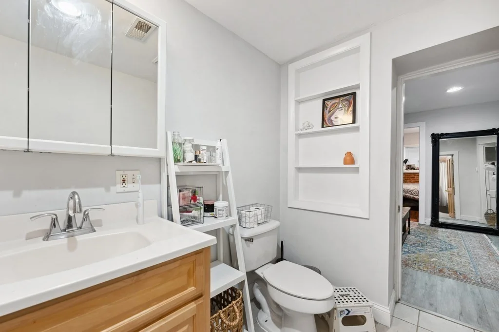 2 bed, 1 bath apartment for rent at 12 Foster St Unit 1A, North End — photo 3 of 16