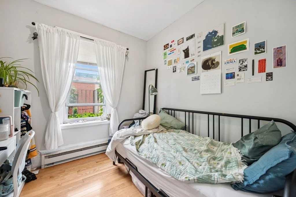 3 bed, 1 bath apartment for rent at 12 Foster St Unit 5, North End — photo 9 of 11