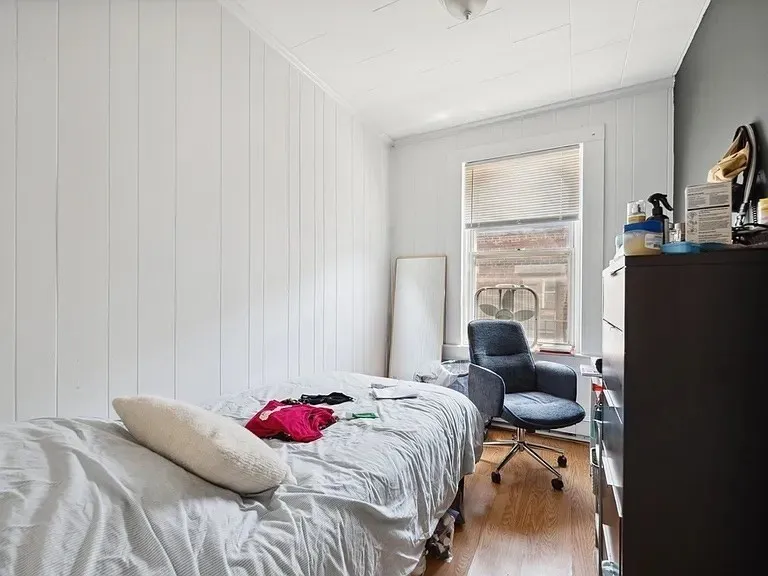 3 bed, 1 bath apartment for rent at 12 Foster St Unit 5A, North End — photo 8 of 9