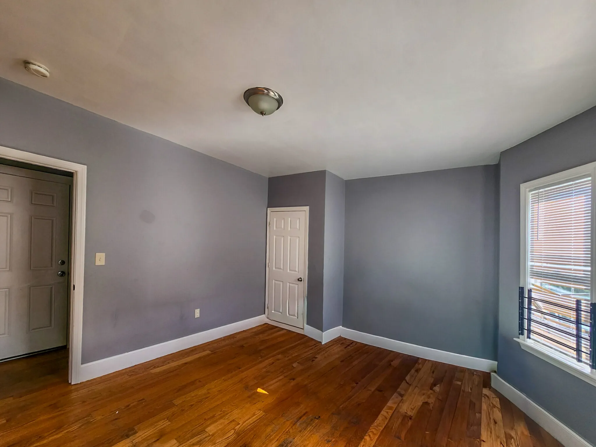 3 bed, 1 bath apartment for rent at 12 Fox St Unit 3, Dorchester — photo 9 of 11