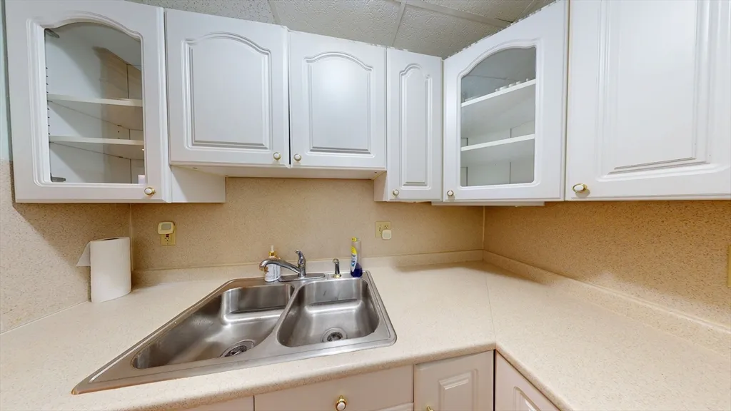2 bed, 1 bath apartment for rent at 12 Francis Unit 3, Worcester — photo 13 of 22