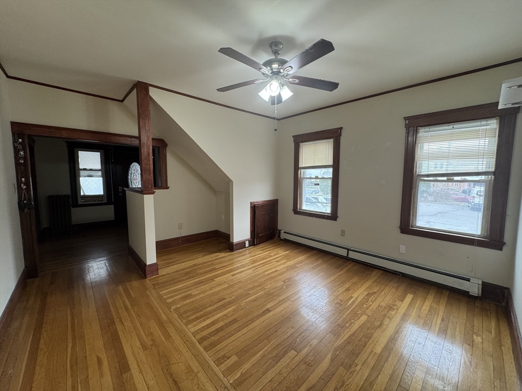 3 bed, 1 bath apartment for rent at 12 Frederick Ave Unit 12, Medford — photo 4 of 11