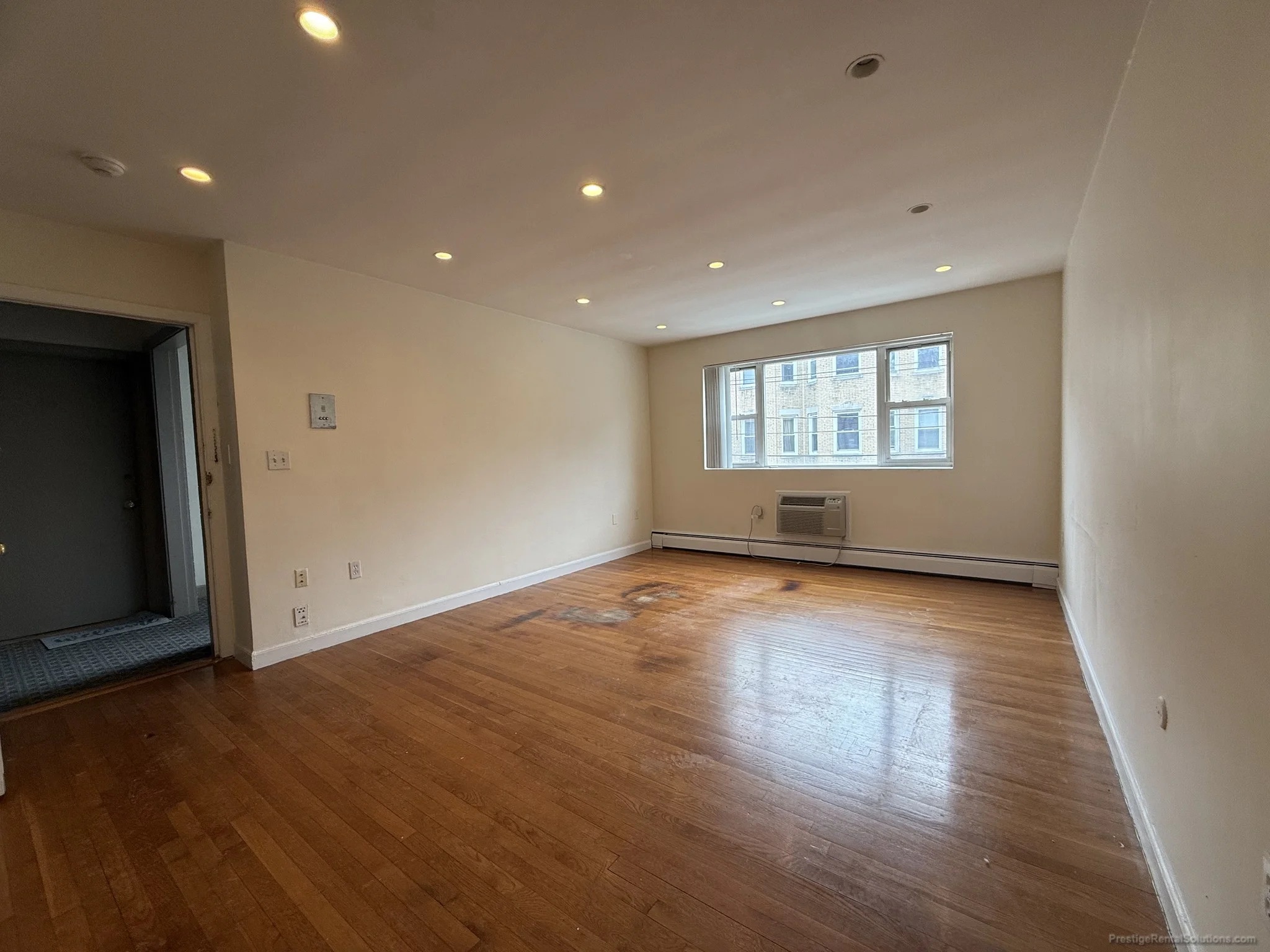 1 bed, 1 bath apartment for rent at 12 Gardner St Unit 5, Allston — photo 6 of 7