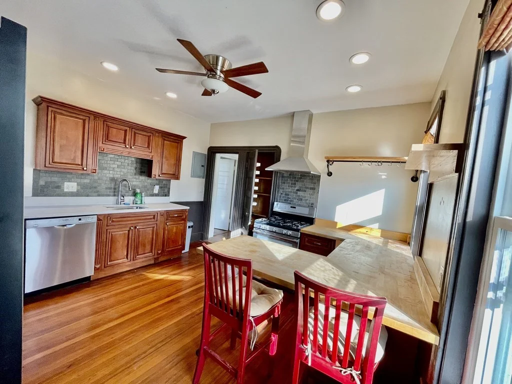 4 bed, 1 bath apartment for rent at 12 Gilman Ter Unit 12, East Somerville — photo 3 of 17