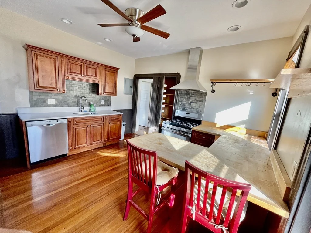 4 bed, 1 bath apartment for rent at 12 Gilman Ter Unit 12, East Somerville