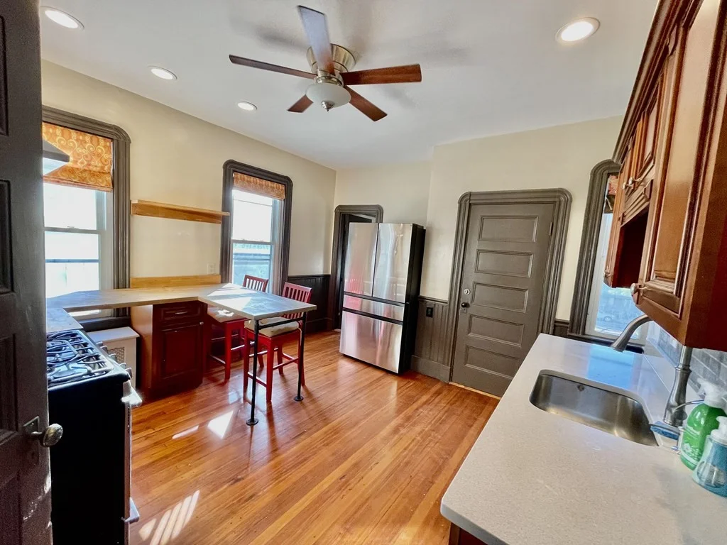 4 bed, 1 bath apartment for rent at 12 Gilman Ter Unit 12, East Somerville — photo 2 of 17