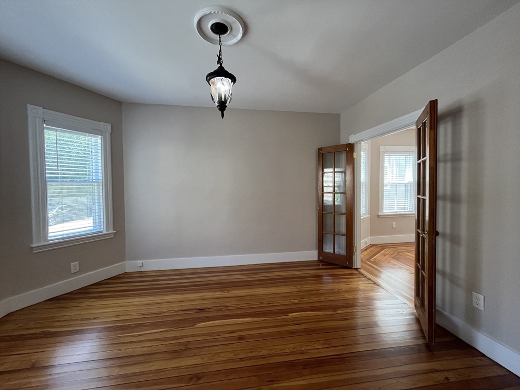 1 bed, 1 bath apartment for rent at 12 Glendale Ave Unit 1, Teele Square — photo 15 of 18