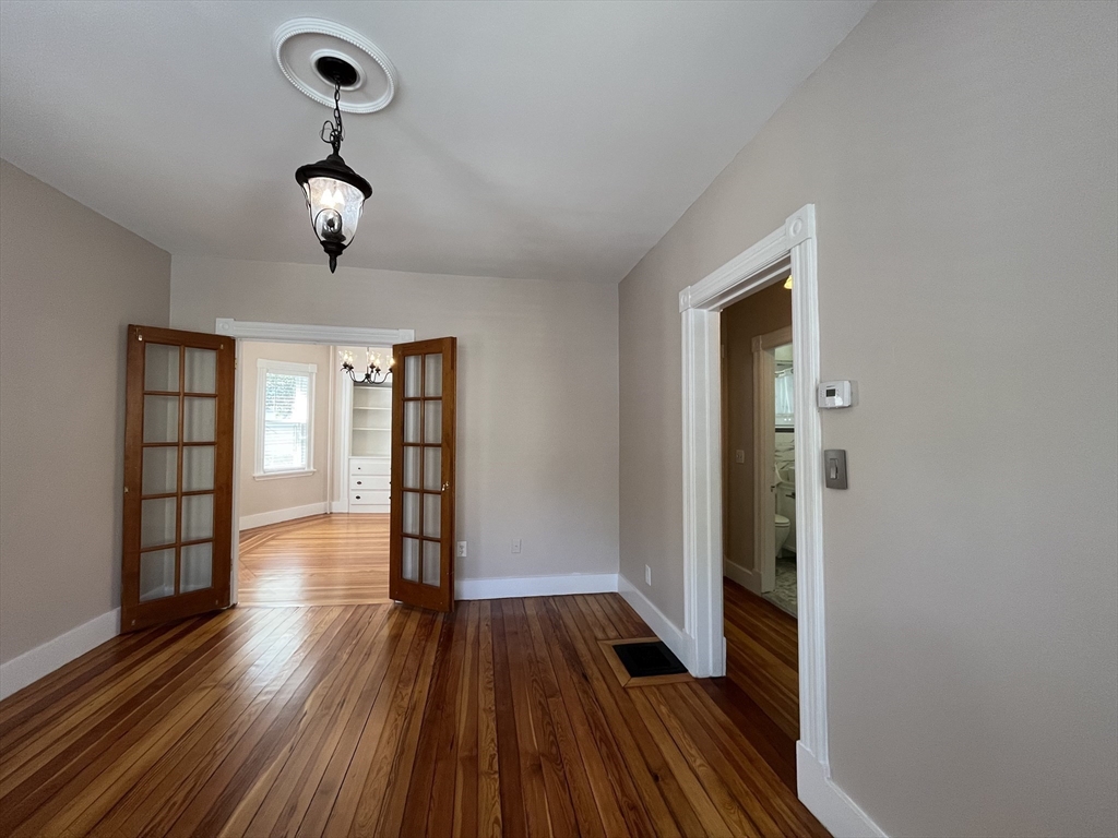1 bed, 1 bath apartment for rent at 12 Glendale Ave Unit 1, Teele Square — photo 16 of 18