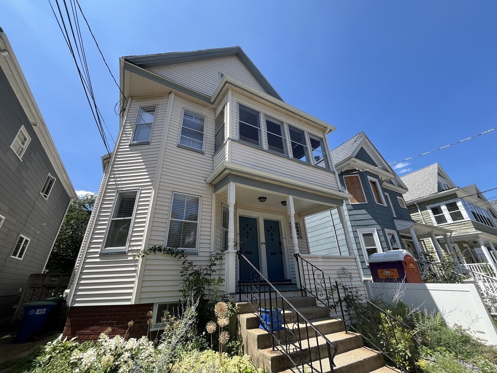 1 bed, 1 bath apartment for rent at 12 Glendale Ave Unit 1, Teele Square — photo 17 of 18